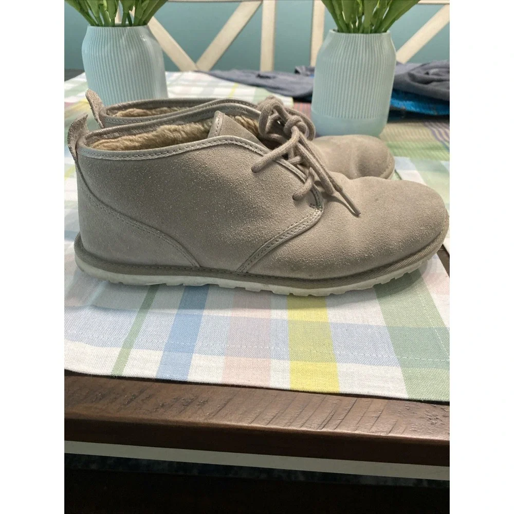 UGG Men's Size 7 Casual Suede Chukka Boots Fleece Lined Warm Winter Shoes‎